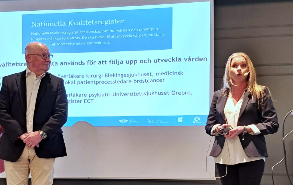 Mikael Åström och Maria Rejmy Davis välkomnar på registerdagen 2023 i Hässleholm.
