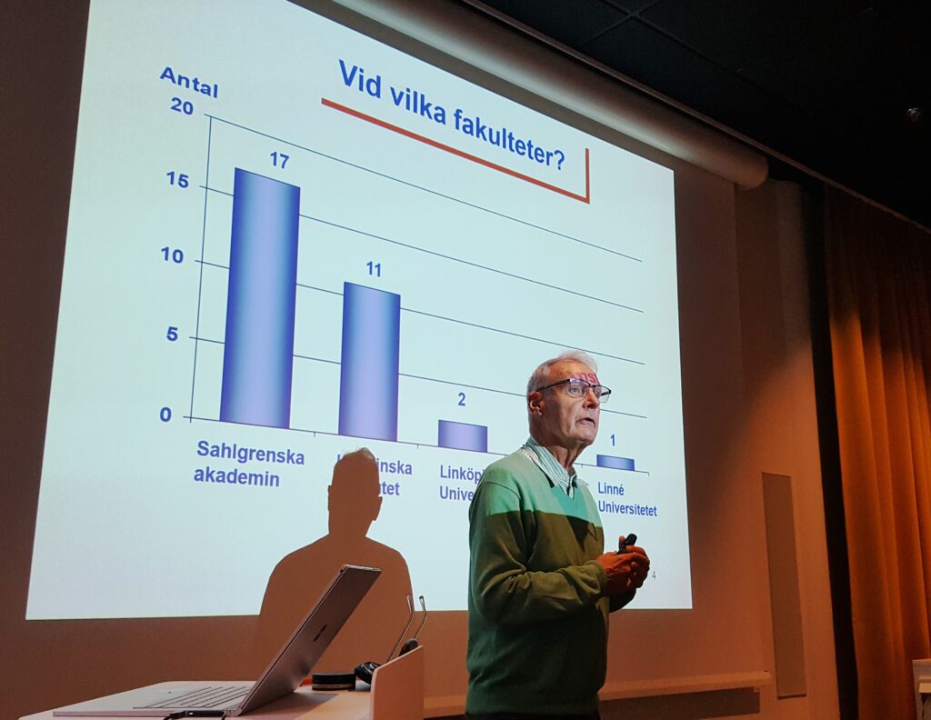 Johan Herlitz föreläser om HJärt-lungräddningsregistret på Ambulansregistrets användardag 2022.
