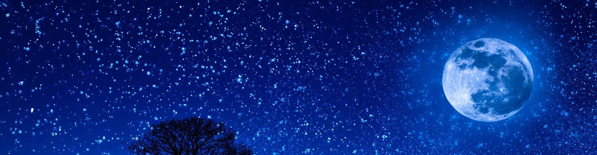 Blå natthimmel med stjärnor och måne.